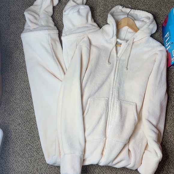 Arkansas Razorbacks Adult Footie Pajamas one piece - Picture 5 of 8